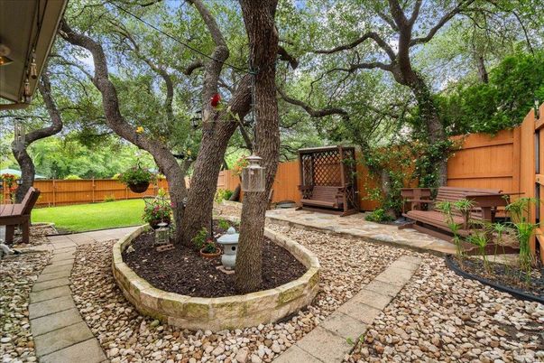 Backyard, Exterior, Hot Tub