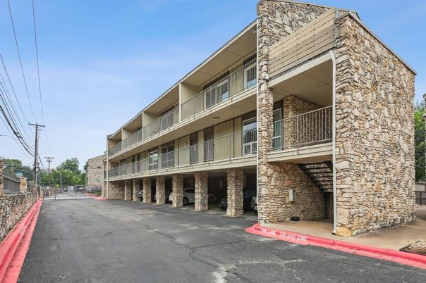 Exterior, Facade, None