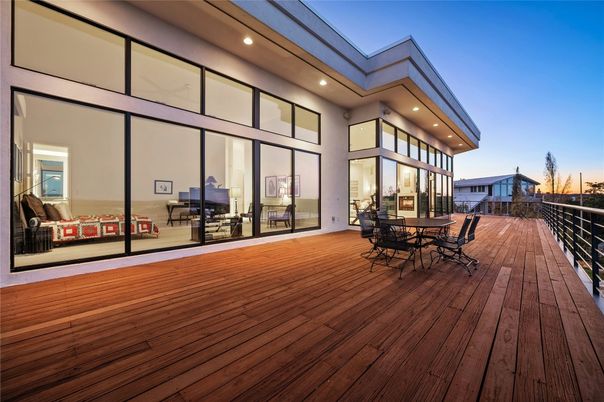 Exterior, Wood Texture Flooring