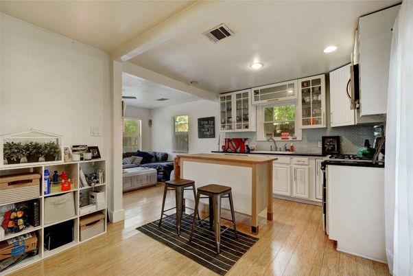 Interior, Kitchen, Living room, Recessed Lighting, Wood Texture Flooring