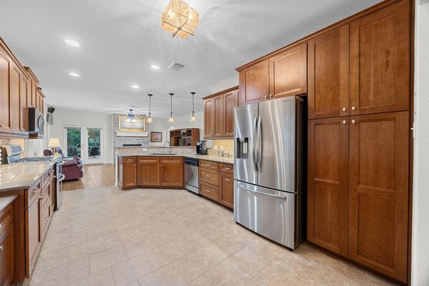 Interior, Kitchen, Pendant Lights, Recessed Lighting, Stainless Steel Appliances