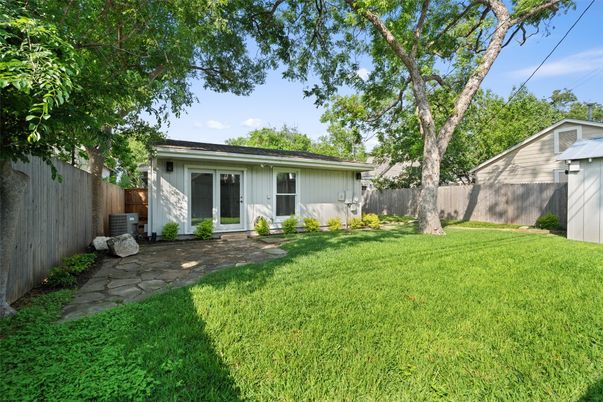 Backyard, Exterior