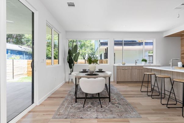 Dining room, Interior, Recessed Lighting, Water, Wood Texture Flooring