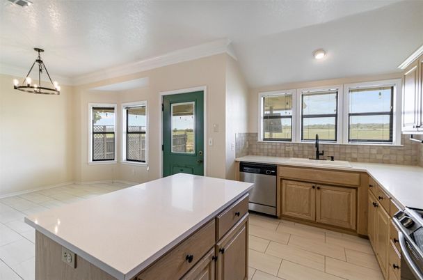 Interior, Kitchen, Pendant Lights, Recessed Lighting, Stainless Steel Appliances