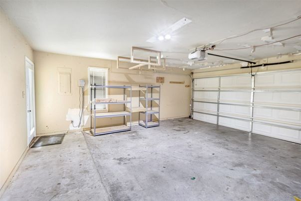 Garage, Interior