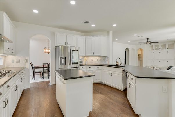 Dining room, Interior, Kitchen, Pendant Lights, Recessed Lighting, Wood Texture Flooring