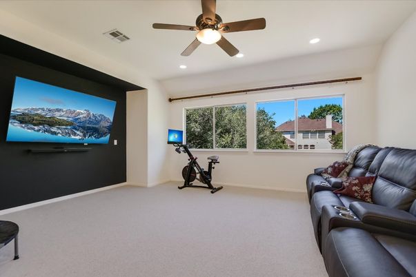 Fitness Equipment, Interior, Recessed Lighting