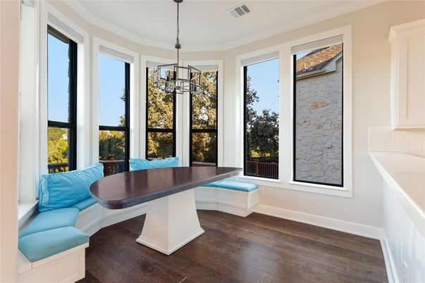 Interior, Pendant Lights, Wood Texture Flooring