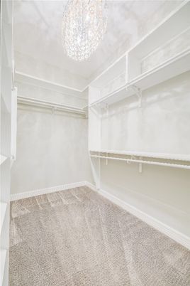 Chandelier, Interior, Walk-in Closets