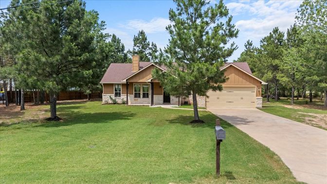 Attached, Backyard, Exterior, Facade, Ranch