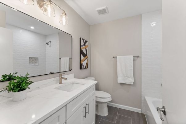Bathroom, Interior, Recessed Lighting