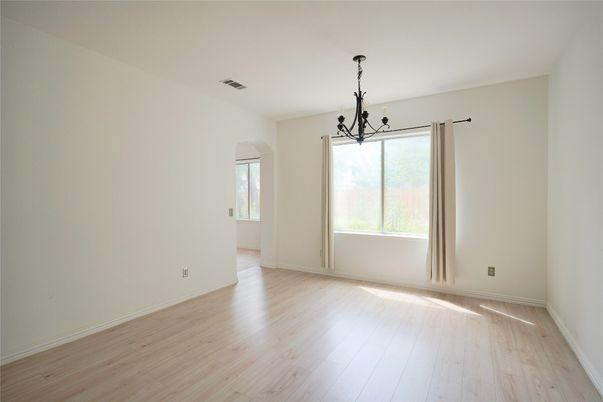 Chandelier, Empty room, Interior, Pendant Lights, Wood Texture Flooring