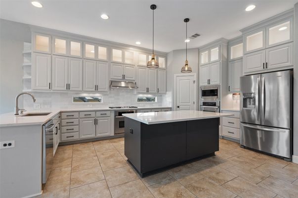 Interior, Kitchen, Pendant Lights, Recessed Lighting, Stainless Steel Appliances