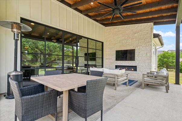 Exterior, Fireplace