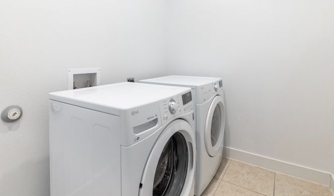 Interior, Washer