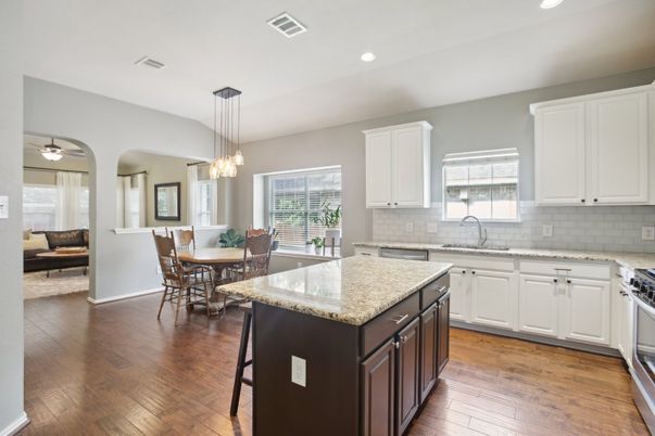 Dining room, Interior, Kitchen, Pendant Lights, Recessed Lighting, Wood Texture Flooring