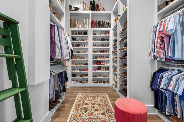 Interior, Walk-in Closets, Wood Texture Flooring