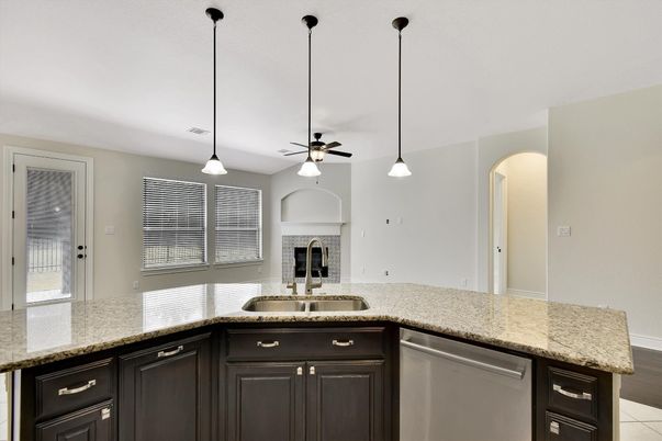Fireplace, Interior, Kitchen, Pendant Lights