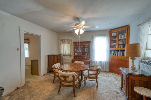 Dining room, Interior