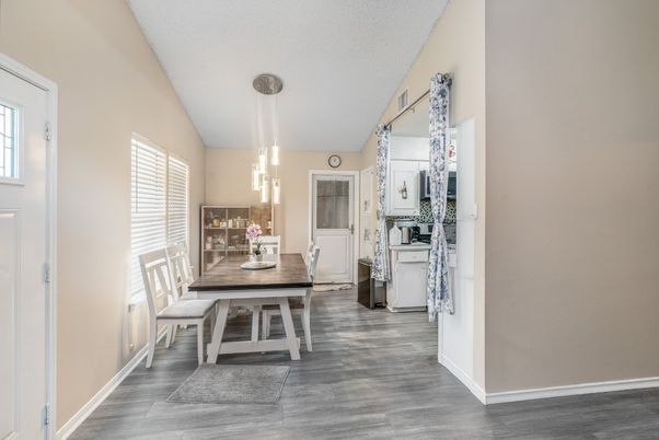 Dining room, Interior, Kitchen, Pendant Lights, Wood Texture Flooring