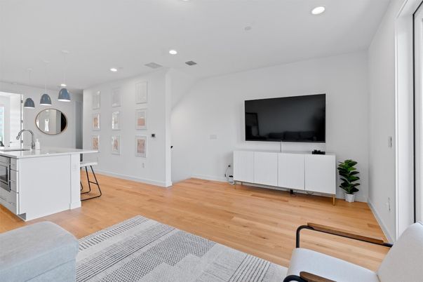 Interior, Kitchen, Pendant Lights, Recessed Lighting, Wood Texture Flooring