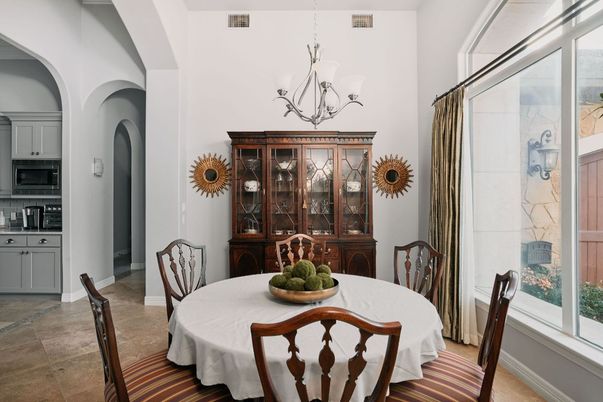 Chandelier, Dining room, Interior