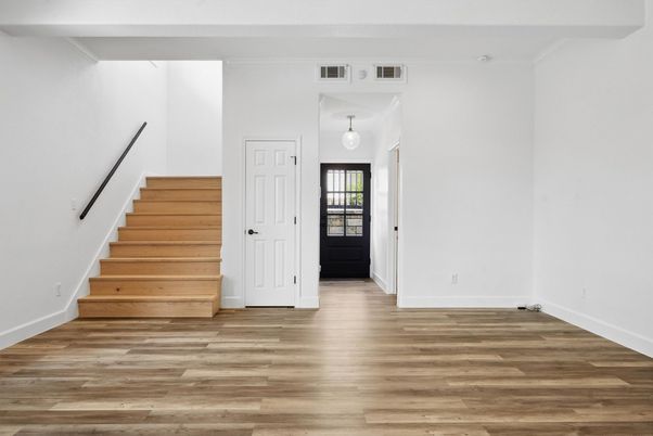 Empty room, Interior, Pendant Lights, Wood Texture Flooring