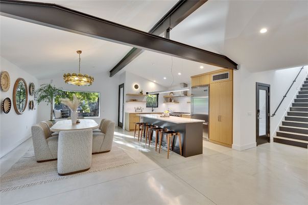Dining room, Interior, Kitchen, Pendant Lights, Recessed Lighting, Stainless Steel Appliances