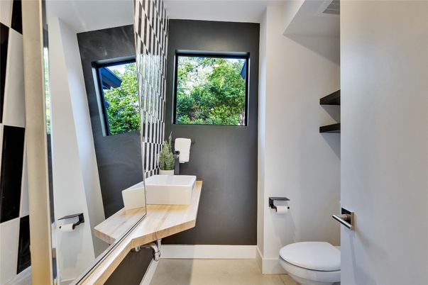Bathroom, Interior