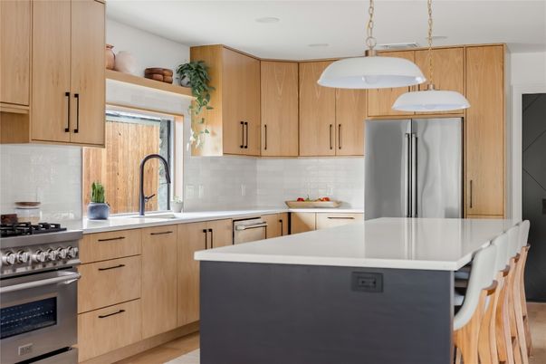 Interior, Kitchen, Pendant Lights, Stainless Steel Appliances