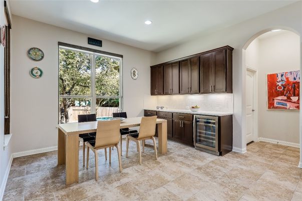 Dining room, Interior, Recessed Lighting