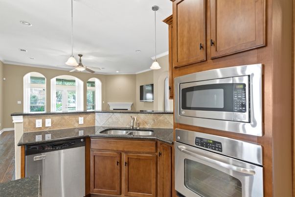 Interior, Kitchen, Pendant Lights, Recessed Lighting, Stainless Steel Appliances