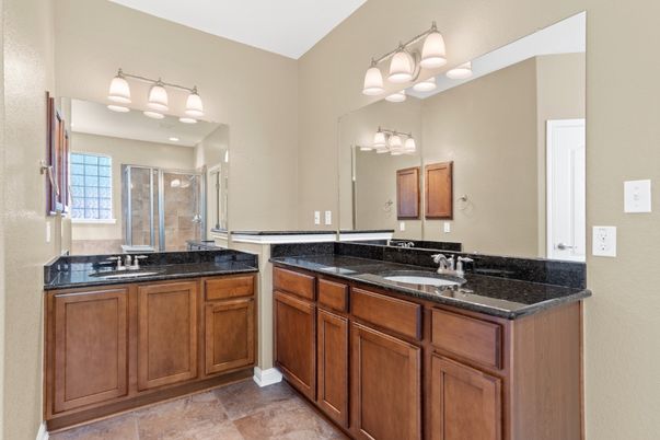 Bathroom, Dual Sink Vanities, Interior