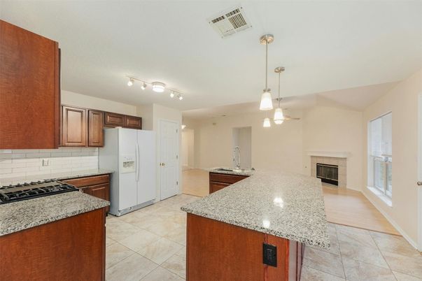 Fireplace, Interior, Kitchen, Pendant Lights