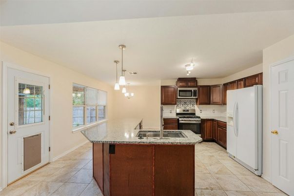 Interior, Kitchen, Pendant Lights, Stainless Steel Appliances