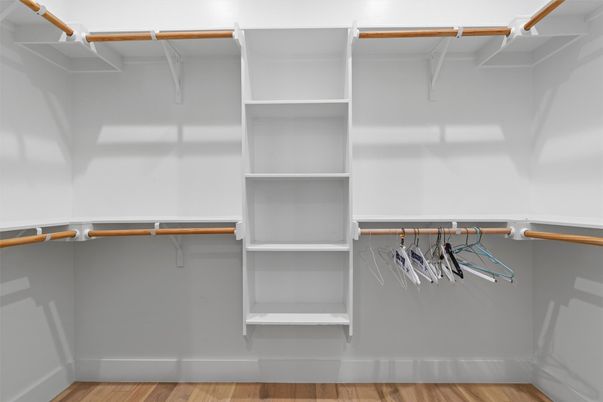 Interior, Walk-in Closets, Wood Texture Flooring