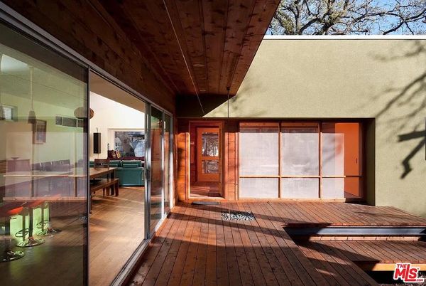 Exterior, Wood Texture Flooring