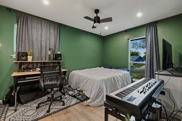 Bedroom, Home Office, Interior, Recessed Lighting, Wood Texture Flooring