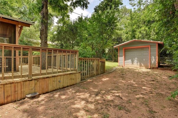 Backyard, Detached Garage, Exterior