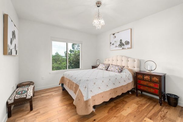 Bedroom, Interior, Pendant Lights, Wood Texture Flooring