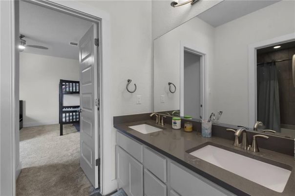 Bathroom, Dual Sink Vanities, Interior