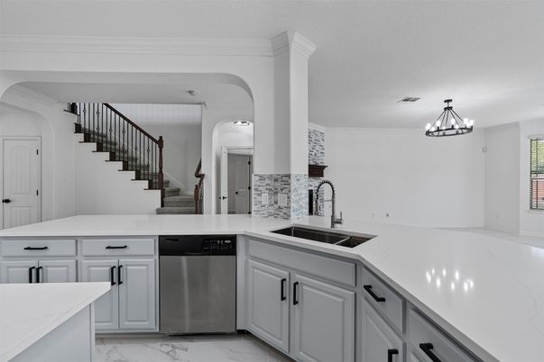 Chandelier, Interior, Kitchen, Marble