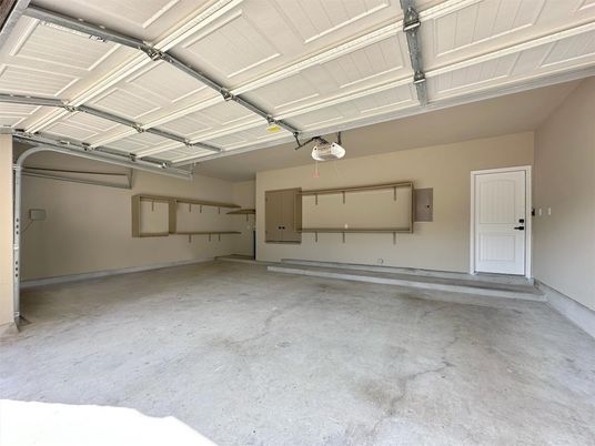 Garage, Interior