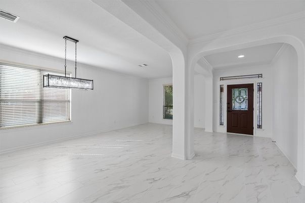 Chandelier, Empty room, Interior, Marble, Pendant Lights, Recessed Lighting