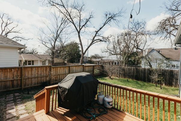 Backyard, Exterior