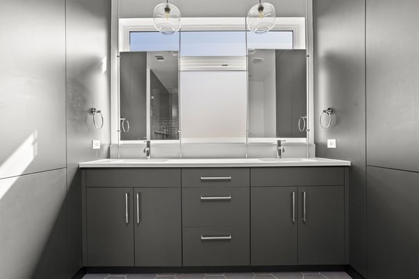 Bathroom, Dual Sink Vanities, Interior, Pendant Lights