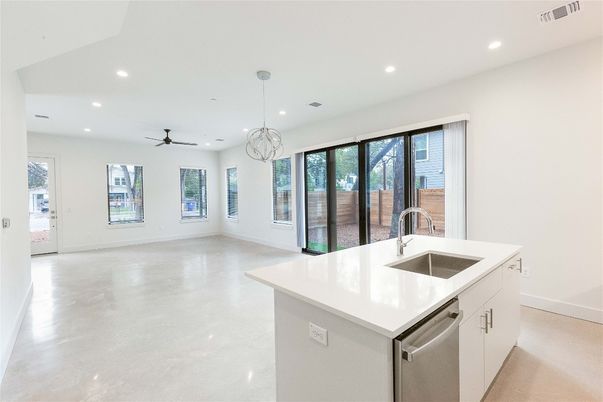 Chandelier, Empty room, Interior, Kitchen, Pendant Lights, Recessed Lighting