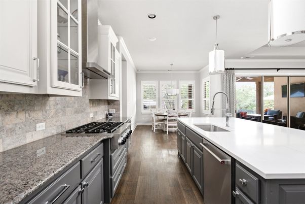 Dining room, Interior, Kitchen, Pendant Lights, Recessed Lighting, Wood Texture Flooring