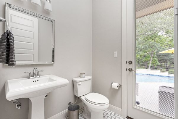 Bathroom, Interior