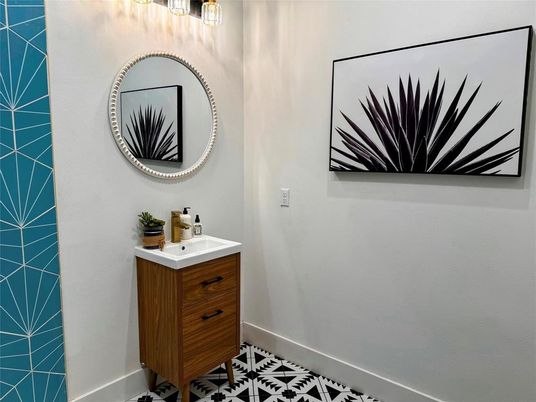 Bathroom, Interior